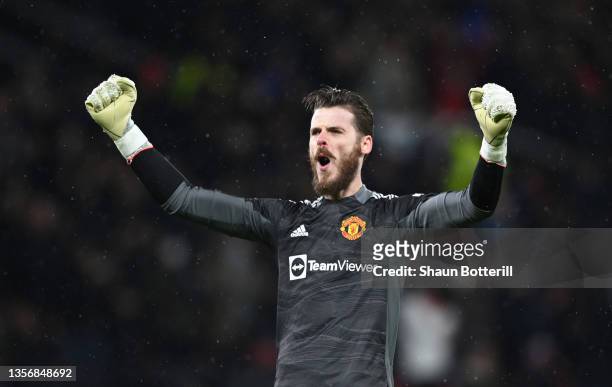 David De Gea of Manchester United reacts at the final whistle after the Premier League match between Manchester United and Arsenal at Old Trafford on...