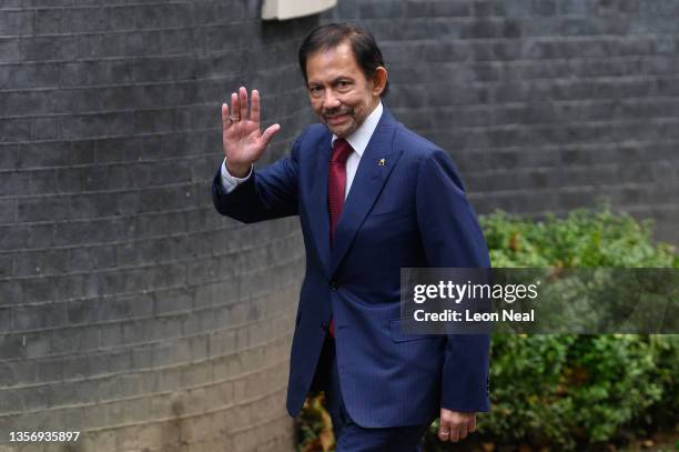 Sultan Hassanal Bolkiah of Brunei arrives before a meeting with Prime Minister Boris Johnson at 10 Downing Street on December 03, 2021 in London,...