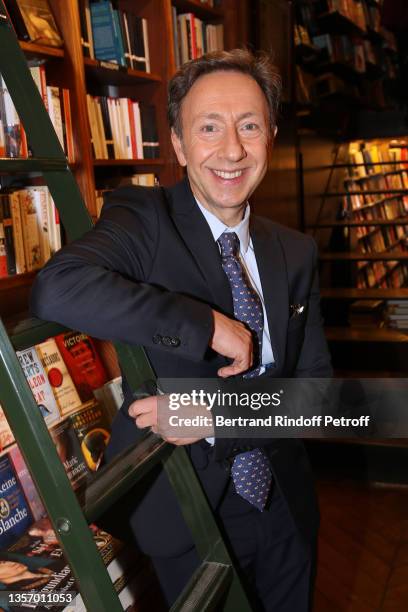 Stéphane Bern attends Grand Duchess Maria Teresa of Luxembourg and Stéphane Bern sign their Book "Un amour souverain - Sovereign love" at Librairie...