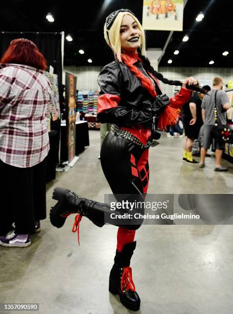 Cosplayer dressed as Harley Quinn poses at 2021 Los Angeles Comic Con at Los Angeles Convention Center on December 03, 2021 in Los Angeles,...
