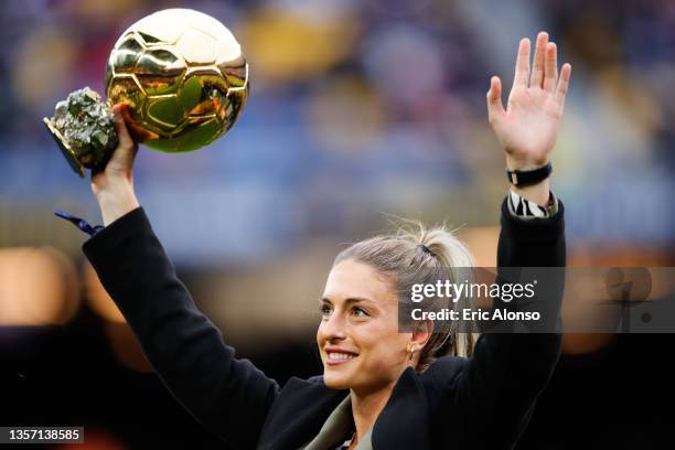 Alexia Putellas of FC Barcelona shows her Ballon d Or to the audience prior the La Liga Santander match between FC Barcelona and Real Betis at Camp...