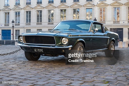  Mustang Fastback Fotografías e imágenes de stock