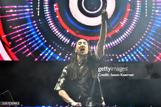 Steve Aoki performs on stage during Audacy Beach Festival at Fort Lauderdale Beach Park on December 04, 2021 in Fort Lauderdale, Florida.