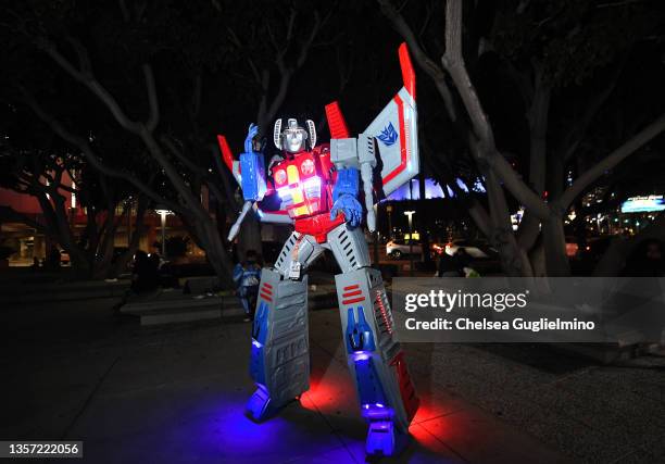Cosplayer dressed as a Transformer poses during 2021 Los Angeles Comic Con at Los Angeles Convention Center on December 04, 2021 in Los Angeles,...