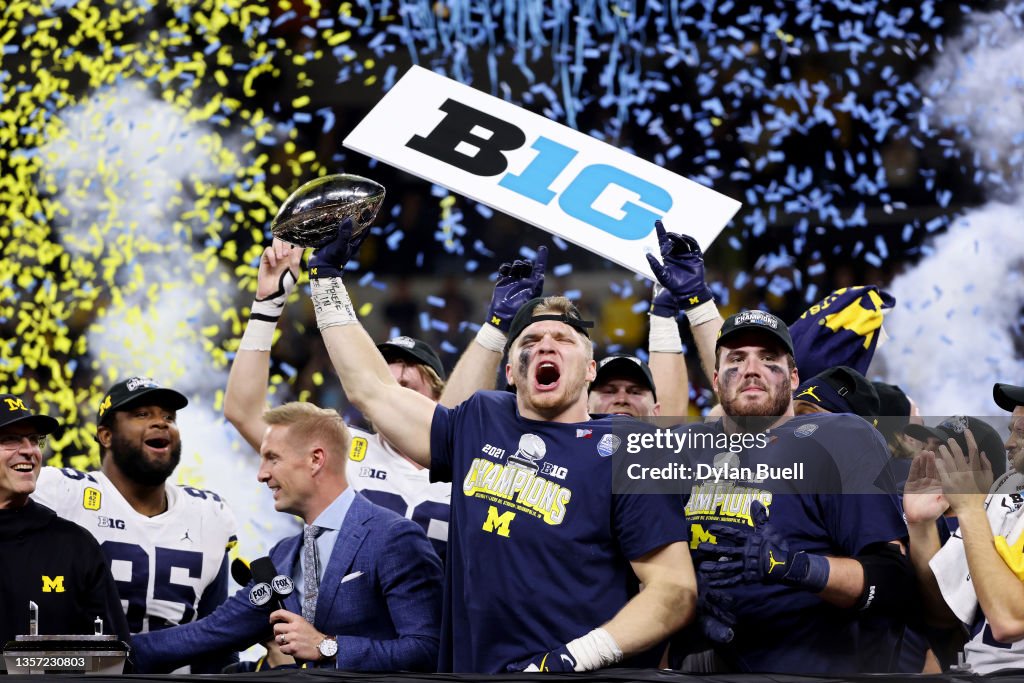 2021 Big Ten Championship - Iowa v Michigan