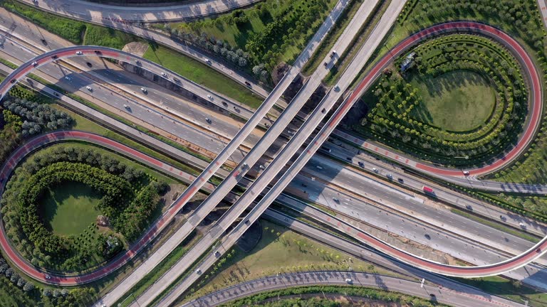 Intersection Concept 1,210 Smart Intersection Stock Videos, Footage, & 4K Video Clips ...