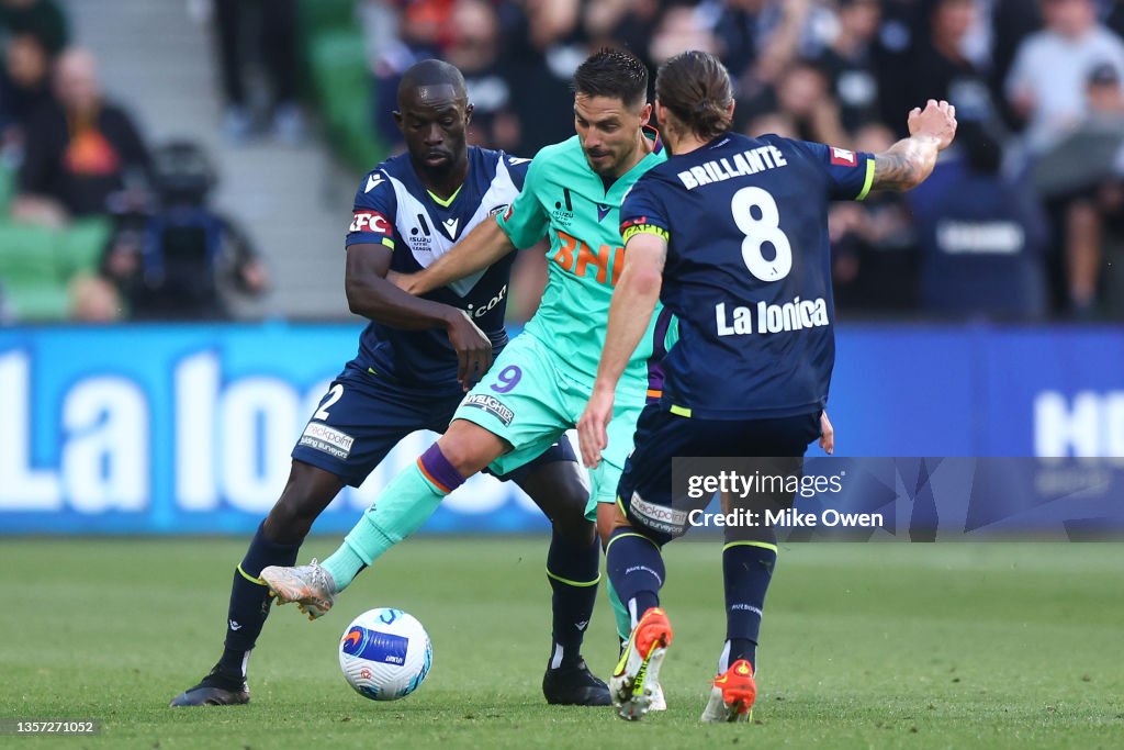 A-League Mens Rd 3 - Melbourne Victory v Perth Glory