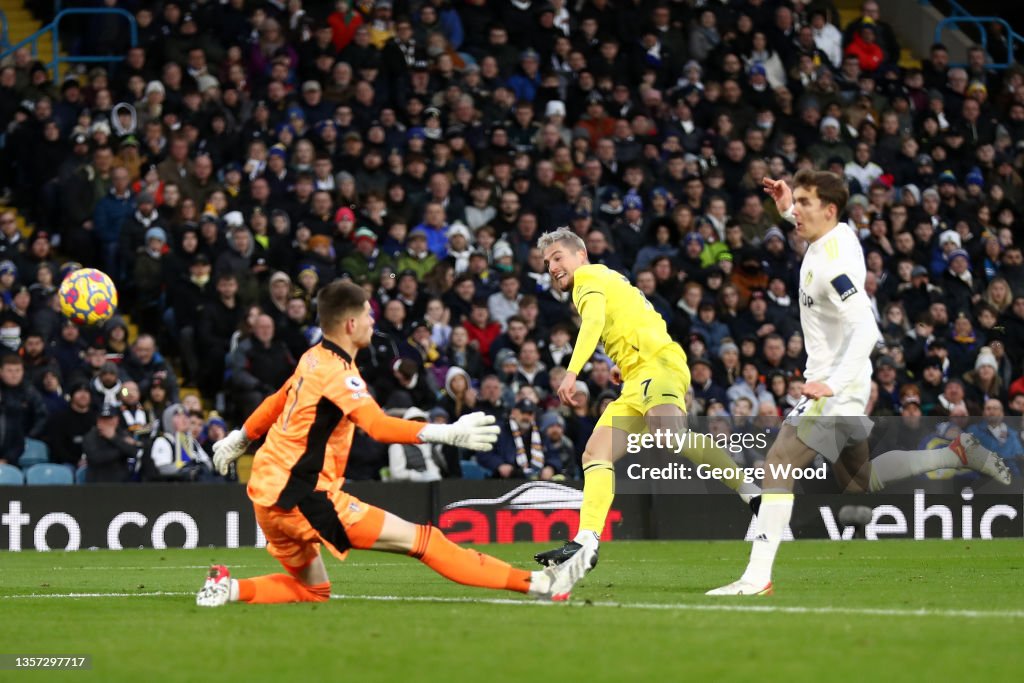 Leeds United v Brentford - Premier League
