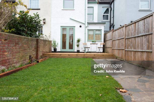 property interiors - partition wall in home stock pictures, royalty-free photos & images