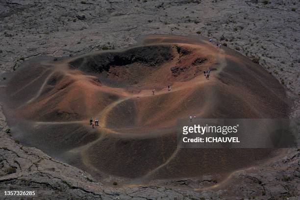 volcano reunion island - la reunion stock pictures, royalty-free photos & images