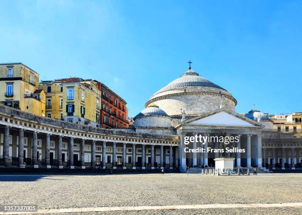 basilica di san francesco di paola, piazza del plebiscito, naples, campania, italy - naples italy church stock pictures, royalty-free photos & images