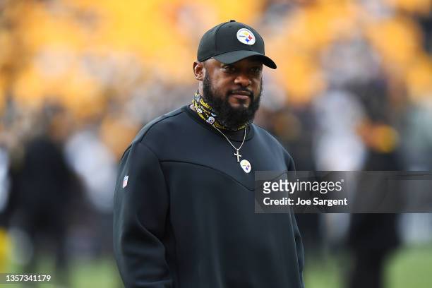 Head coach Mike Tomlin of the Pittsburgh Steelers looks on during pregame warm-ups prior to the game against the Baltimore Ravens at Heinz Field on...