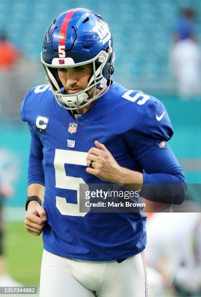 Graham Gano of the New York Giants leaves the field after the game against the Miami Dolphins at Hard Rock Stadium on December 05, 2021 in Miami...