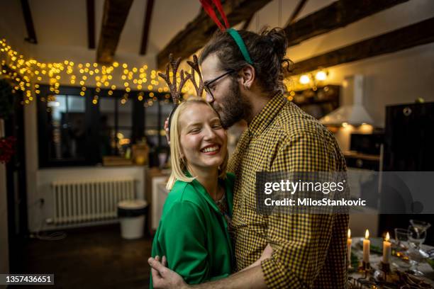 dancing on new year's eve - men of the year party inside stock pictures, royalty-free photos & images