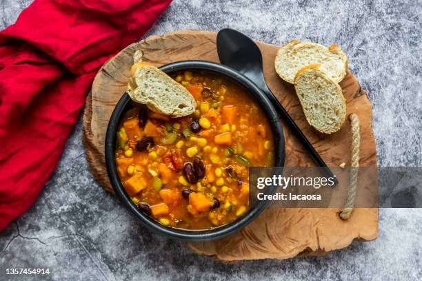 vegetarian chili con carne, chili sin carne, with sweet potatoe - chili soup stock pictures, royalty-free photos & images