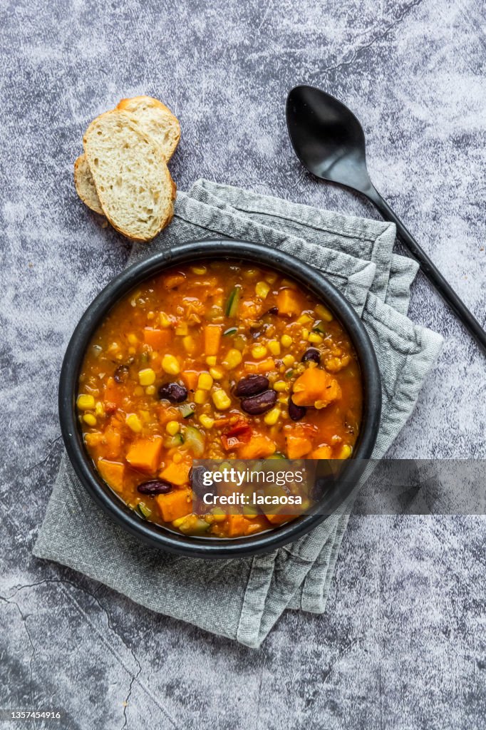 Vegetarian chili con carne, chili sin carne, with sweet potatoe