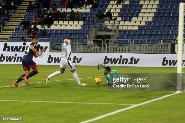 Antonio Sanabria of Torino scores his goal 0-1 during the Serie A match between Cagliari Calcio and Torino FC at Sardegna Arena on December 06, 2021...