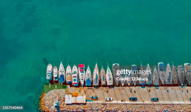 aerial view of yatch - izmir stockfoto's en -beelden