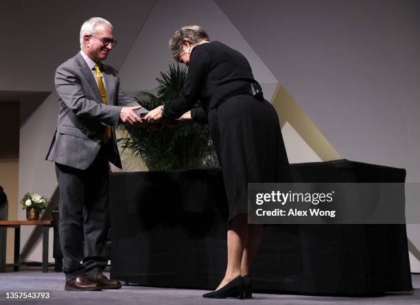 Angrist 35 Joshua Angrist Stock Photos, High-Res Pictures, and Images - Getty ...