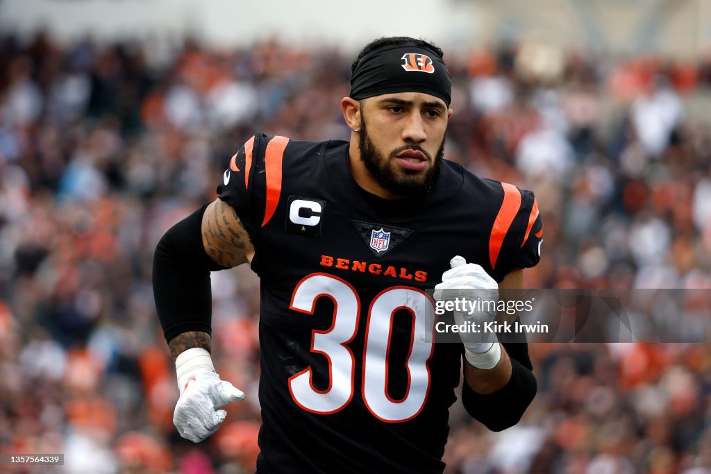 Los Angeles Chargers v Cincinnati Bengals
