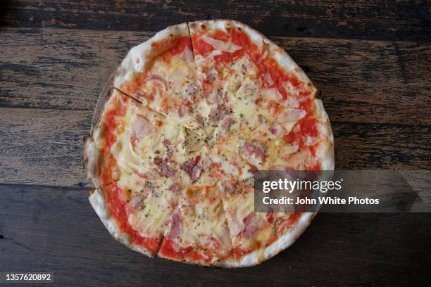 margarita pizza. sanur. bali. indonesia. - sanur bildbanksfoton och bilder