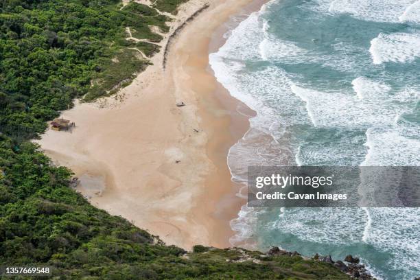 lagoinha do leste beautiful deserted beach in florianopolis, santa catarina, brazil - florianópolis imagens e fotografias de stock