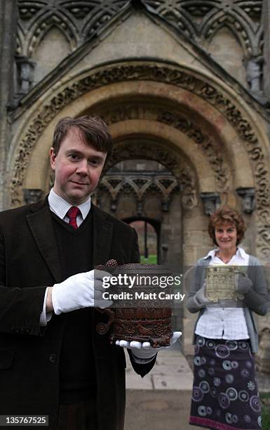 Tim Hopkinson 14 The Glastonbury Grace Cup Is Returned To Glastonbury Abbey After 125 ...