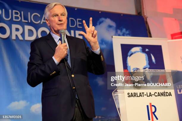 Homme politique Michel Barnier lors du congrès des Républicains le 27 novembre 2021 à Sarlat.