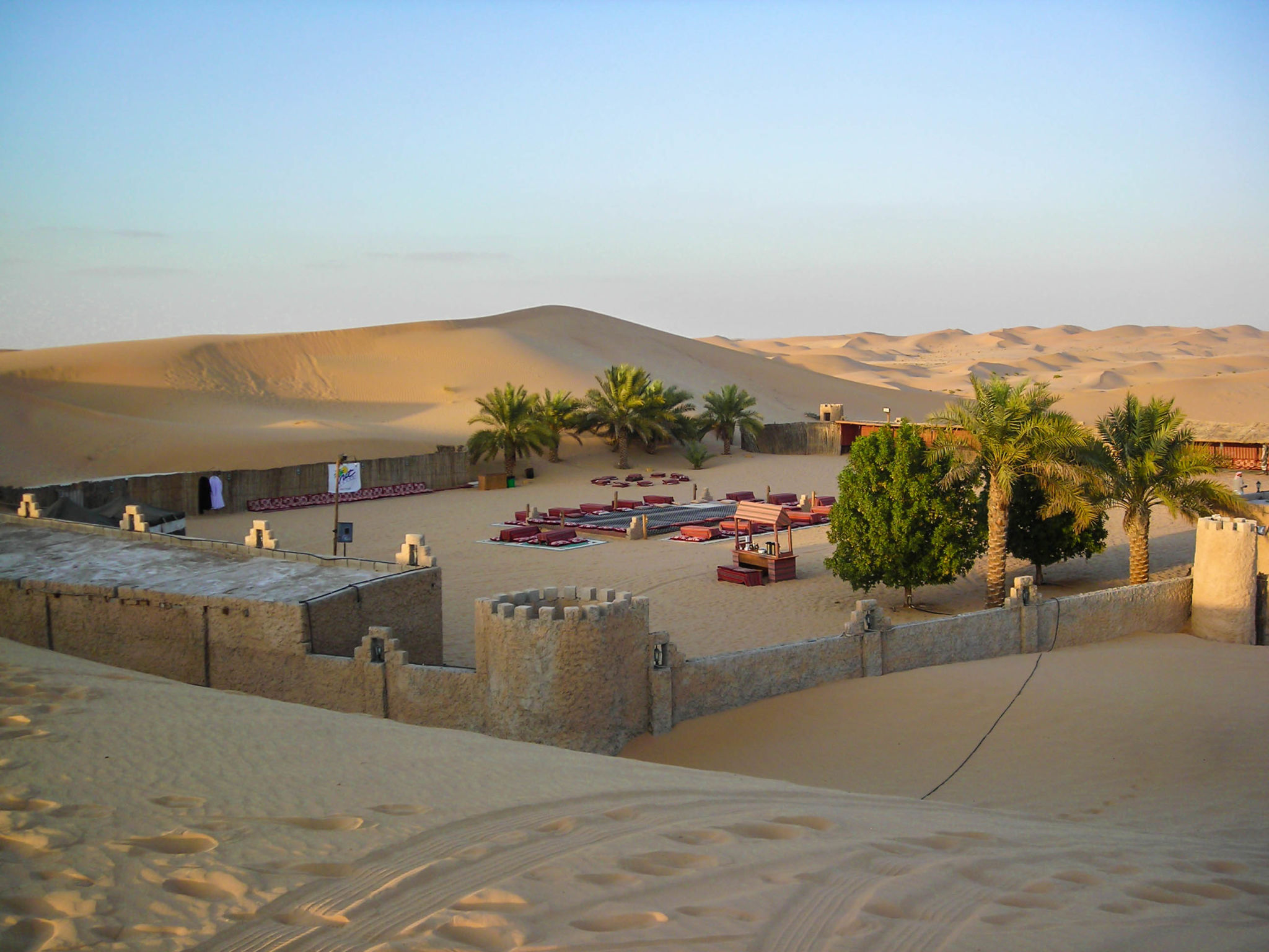 Abu Dabi desert camp, desert safari Abu Dabi desert camp, desert safari