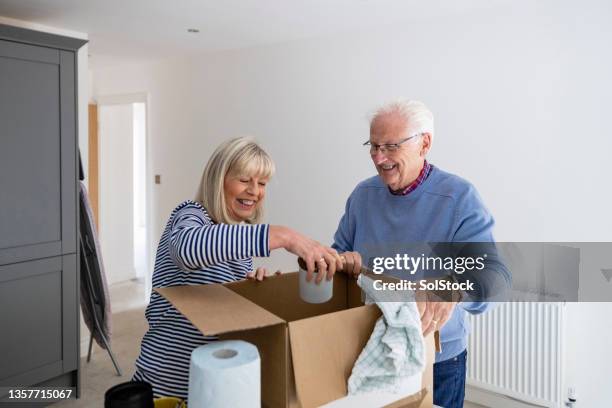 moving house is fun - buying a house stock pictures, royalty-free photos & images