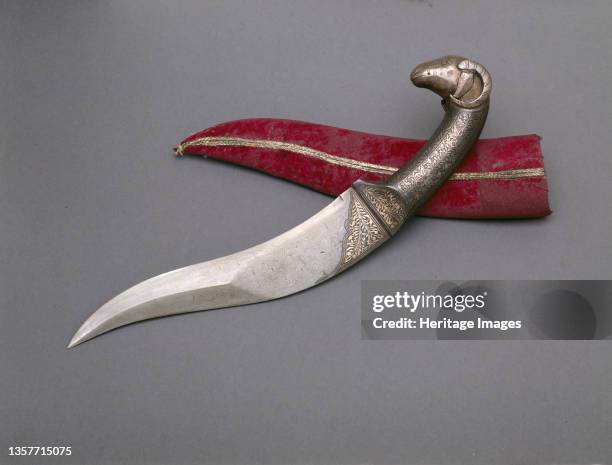 134 Curved Dagger Stock Photos, High-Res Pictures, and Images - Getty ...