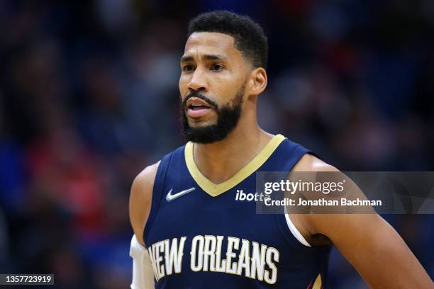 Garrett Temple of the New Orleans Pelicans reacts against the Dallas Mavericks during the second half at Smoothie King Center on December 01, 2021 in...