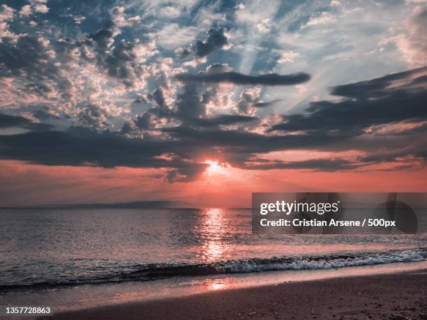 sunset over thassos,scenic view of sea against sky during sunset,thasos,greece - thasos 個照片及圖片檔