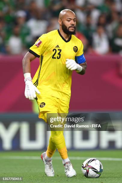 Rais Mbolhi of Algeria runs with the ball during the FIFA Arab Cup Qatar 2021 Group D match between Algeria and Egypt at Al Janoub Stadium on...