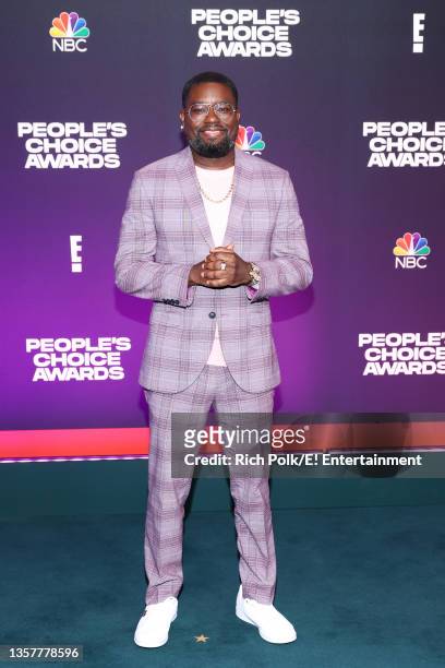 Pictured: Lil Rel Howery arrives to the 2021 People's Choice Awards held at Barker Hangar on December 7, 2021 in Santa Monica, California.