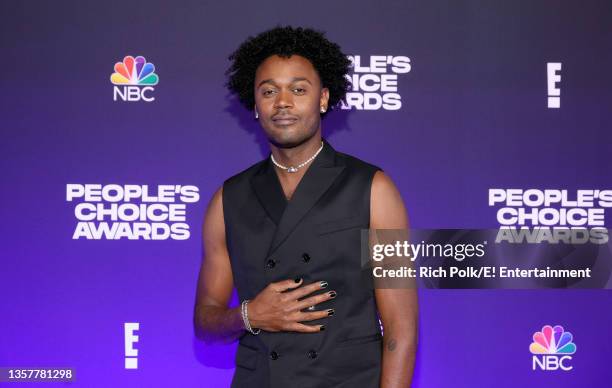 Pictured: Echo Kellum arrives to the 2021 People's Choice Awards held at Barker Hangar on December 7, 2021 in Santa Monica, California.