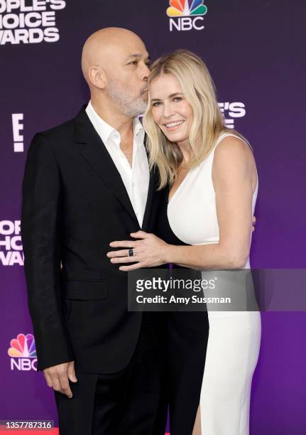 Jo Koy and Chelsea Handler attend the 47th Annual People's Choice Awards at Barker Hangar on December 07, 2021 in Santa Monica, California.