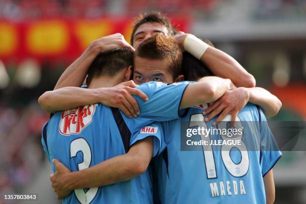 Ryoichi Maeda of Jubilo Iwata celebrates scoring his side's second goal with his team mates during the J.League J1 match between Jubilo Iwata and...