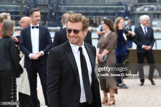 Simon Baker arrives ahead of the 2021 AACTA Awards Presented by Foxtel Group at the Sydney Opera House on December 08, 2021 in Sydney, Australia.