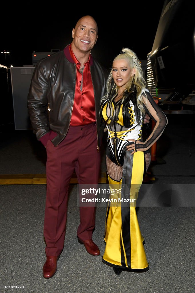 Dwayne Johnson Honored with People's Champion Award at 2021 People's Choice Awards