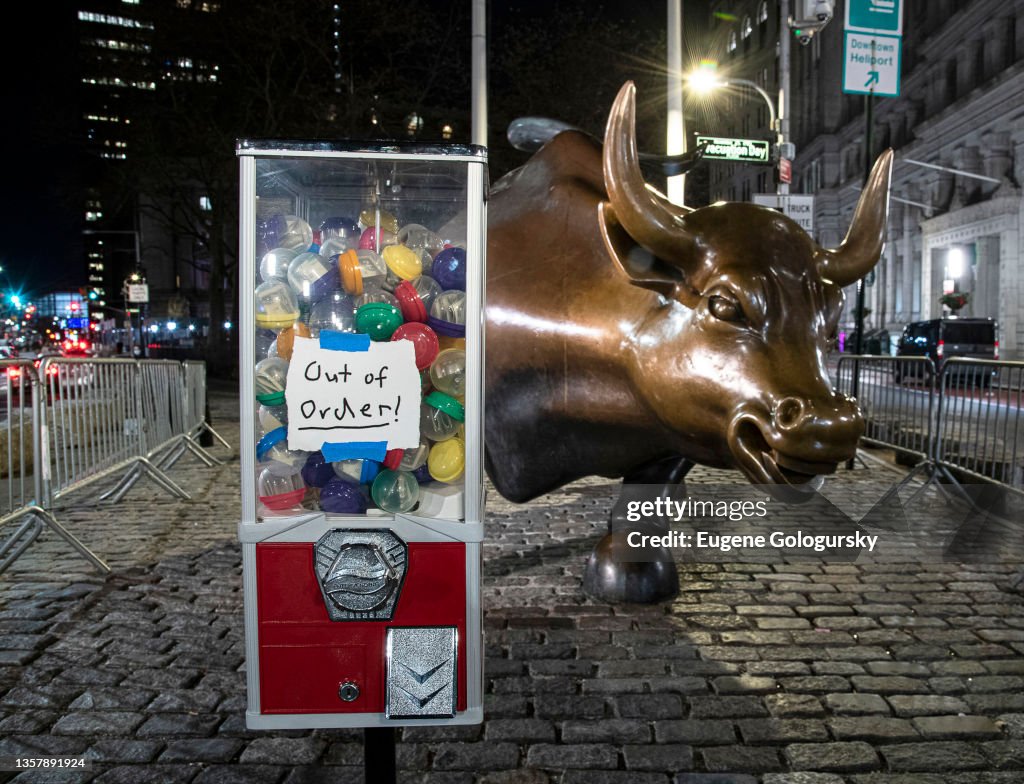 Artist Nelson Saiers Installs His Latest "Cheap Money No. 2" Sculpture At "The Wall Street Bull" In Response To The U.S. Federal Reserve's Actions & Inflation