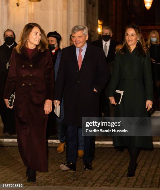 Carole Middleton, Michael Middleton and Pippa Middleton attend the "Together at Christmas" community carol service on December 08, 2021 in London,...