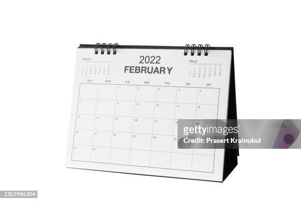 february. monthly dest calendar  for 2022 year - desk calendar stock pictures, royalty-free photos & images