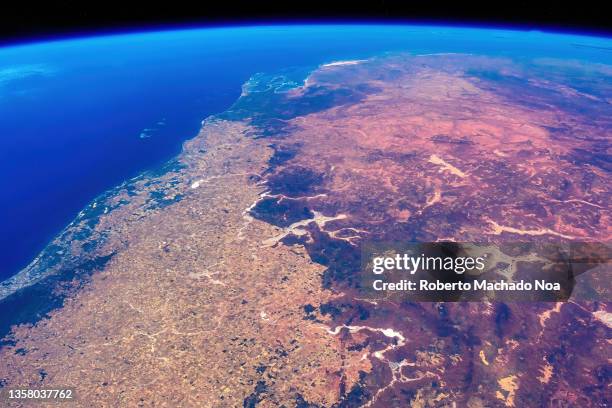 the beauty of planet earth's crust - aardkorst stockfoto's en -beelden