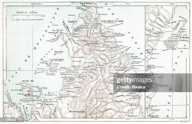 antike französische landkarte von nosy be, diego suarez und île sainte-marie (madagaskar) - nosy be stock-grafiken, -clipart, -cartoons und -symbole