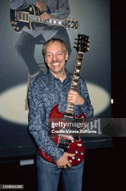 British singer, songwriter and guitarist Peter Frampton attends the 2001 Orville H Gibson Awards, held at the Petersen Automotive Museum in Los...