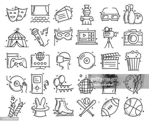 ilustrações, clipart, desenhos animados e ícones de entretenimento e hobbies relacionados objetos e elementos. coleção de ilustração de rabisco de vetor desenhado à mão. conjunto de ícones desenhados à mão. - museu