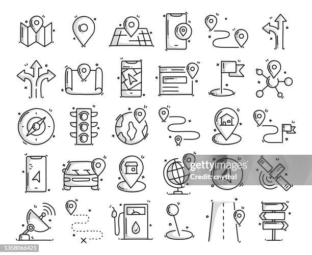 karten- und navigationsbezogene objekte und elemente. handgezeichnete vektor-doodle-illustrationssammlung. handgezeichnete symbole set. - gps stock-grafiken, -clipart, -cartoons und -symbole