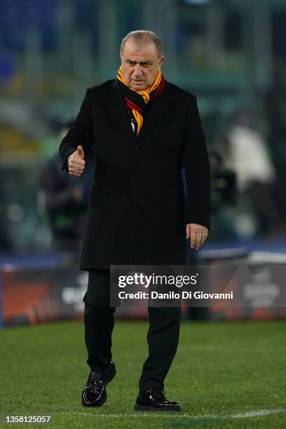 Fatih Terim head coach of Galatasaray during the UEFA Europa League group E match between SS Lazio and Galatasaray at Olimpico Stadium on December...