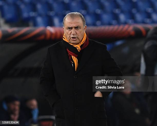 Fatih Terim head coach of Galatasaray gestures during the UEFA Europa League group E match between SS Lazio and Galatasaray at Olimpico Stadium on...